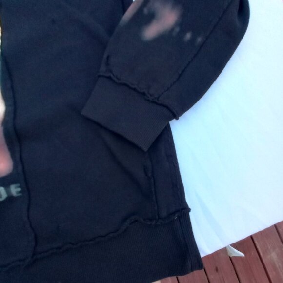 Givenchy Black Heavy Metal Print Distressed Sweatshirt size large - Picture 7 of 16